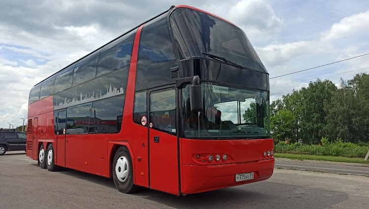 Туристический автобус Neoplan 375